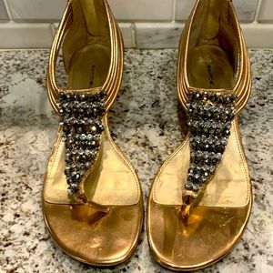 EUC Bandolino 💧Sexy Metallic Rose Gold Wedges